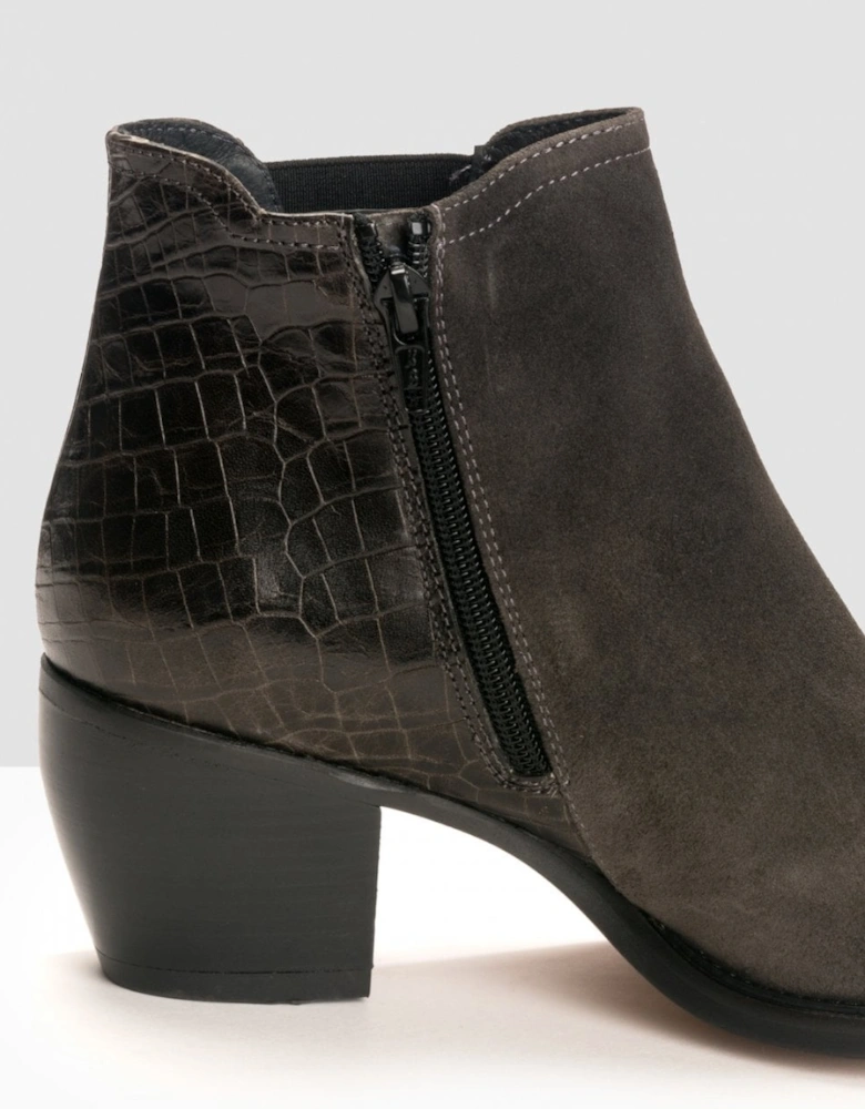 Cortina Boot