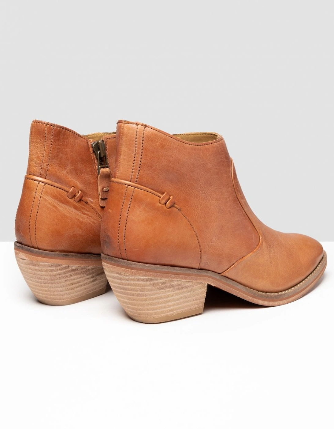 Rosa Tan Womens Western Ankle Boots