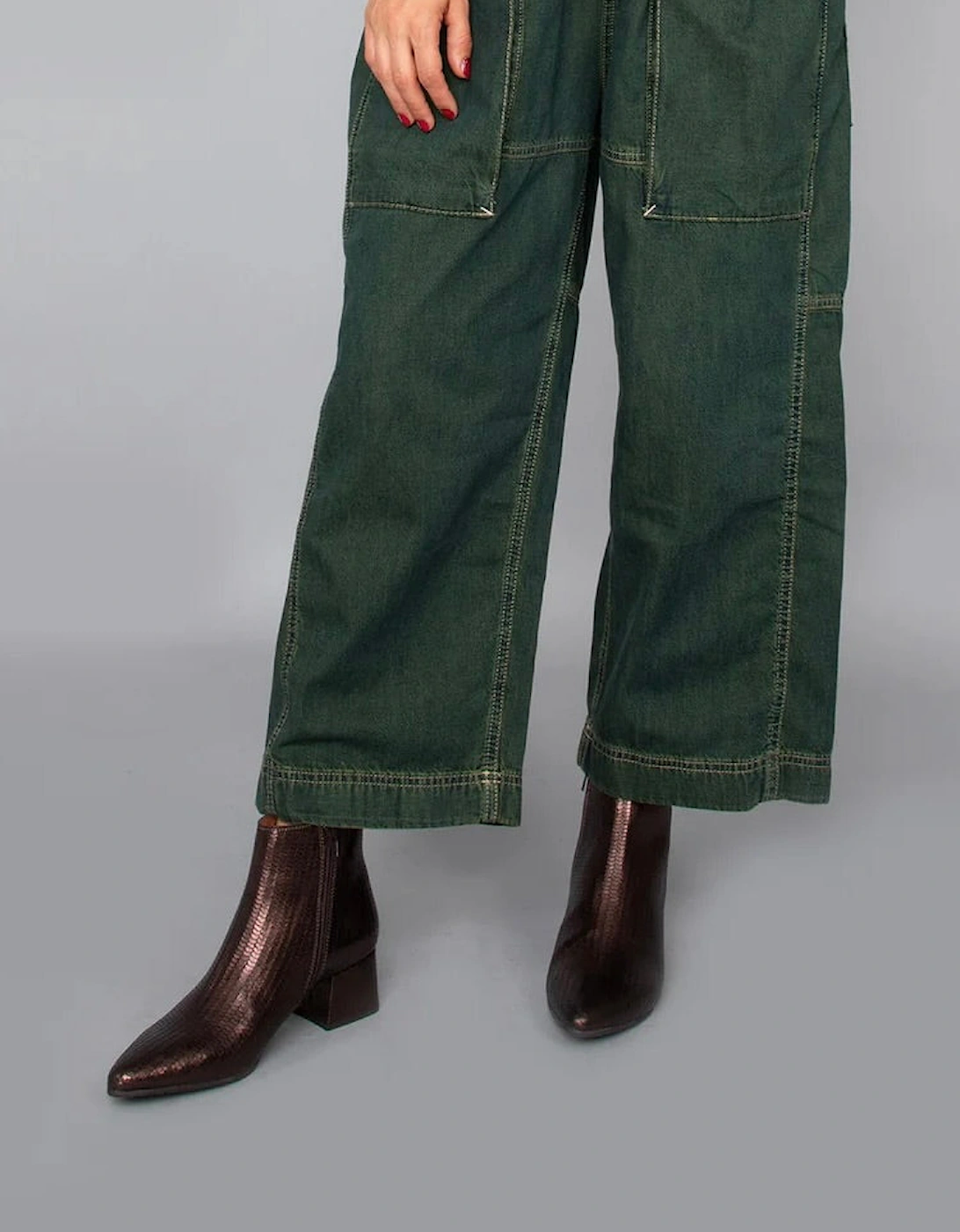 LEISEL BOOTS IN DARK BROWN