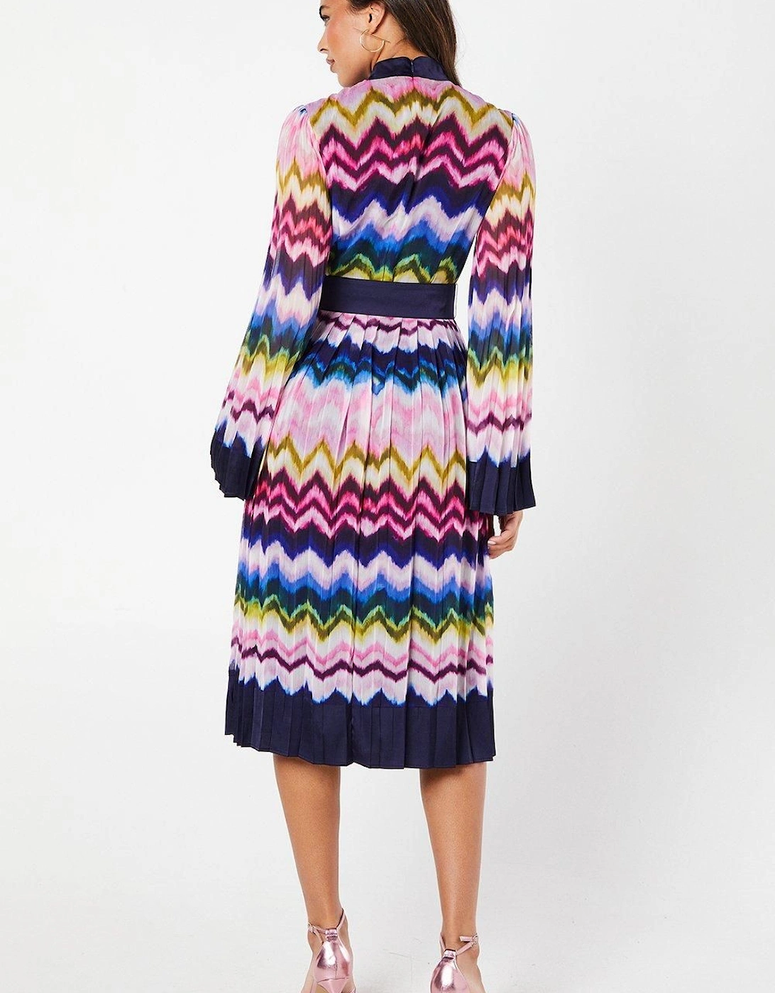 Stripe Print Pleated Long Sleeve Midi Dress