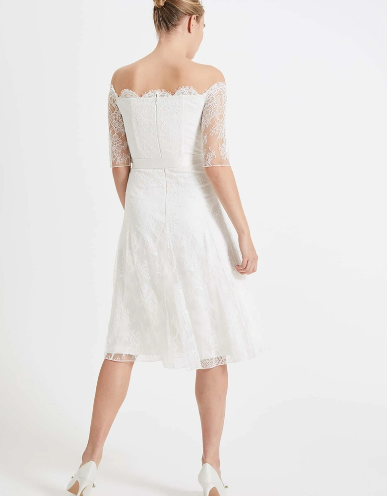 Evette Lace Wedding Dress