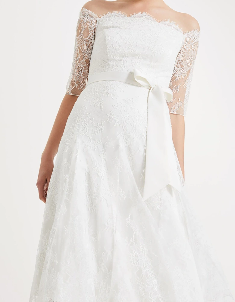 Evette Lace Wedding Dress