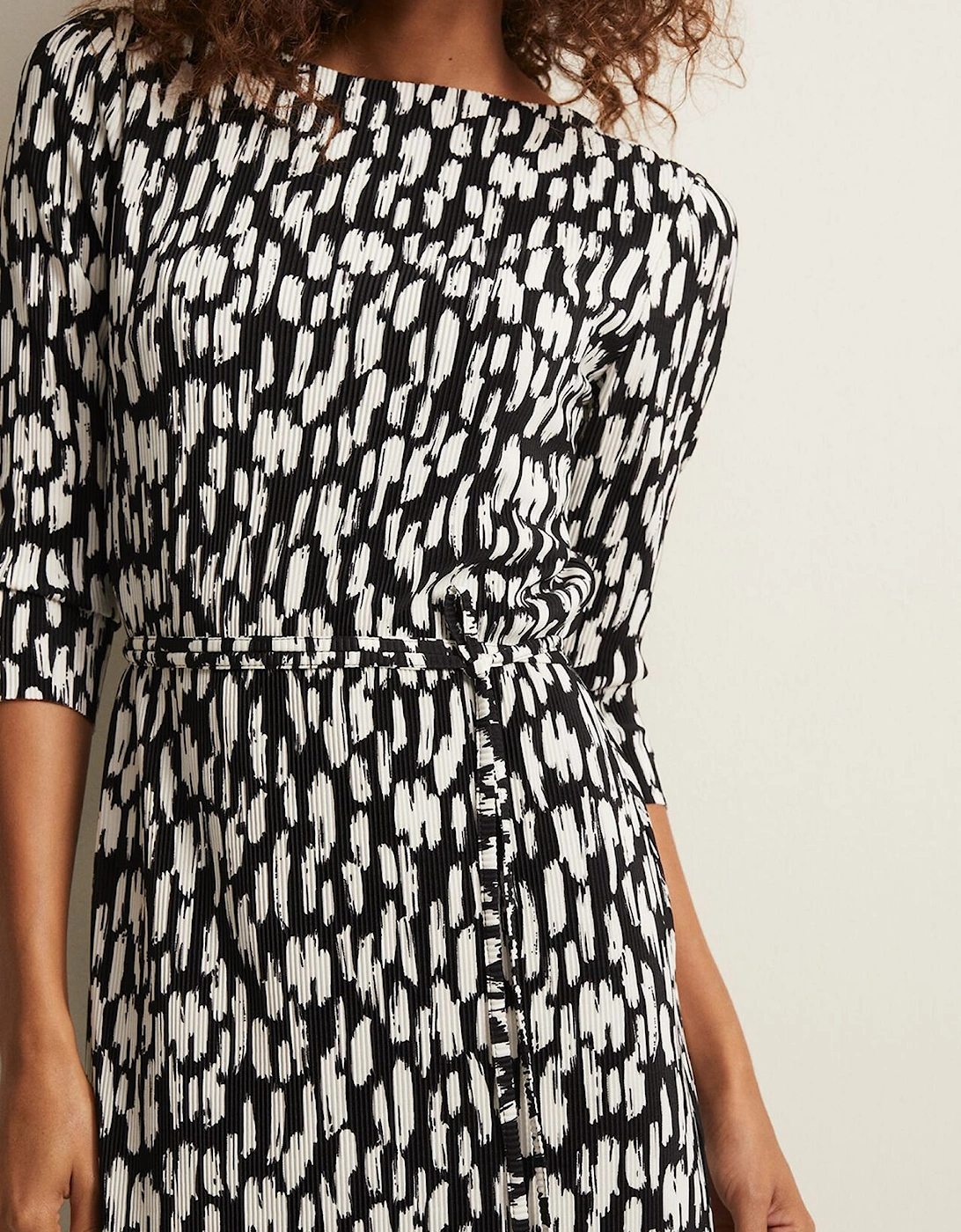 Jane Spotted Plisse Midi Dress