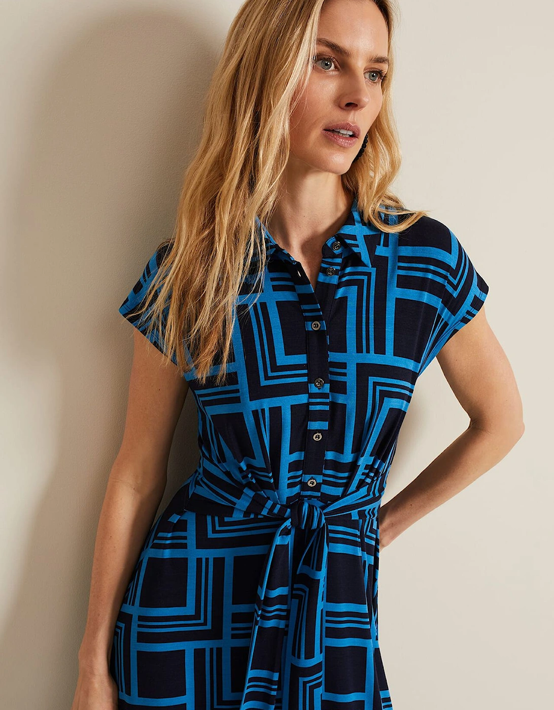 April Short Sleeve Geo Dress