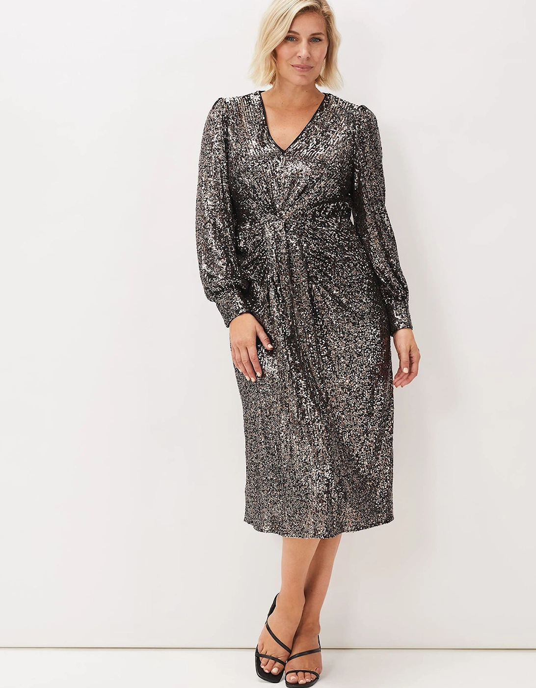 Haisley Sequin Sleeved Dress