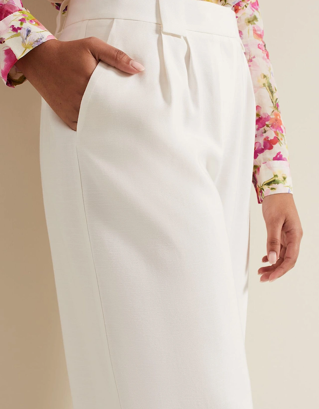 Petite Tyla White Wide Leg Trousers