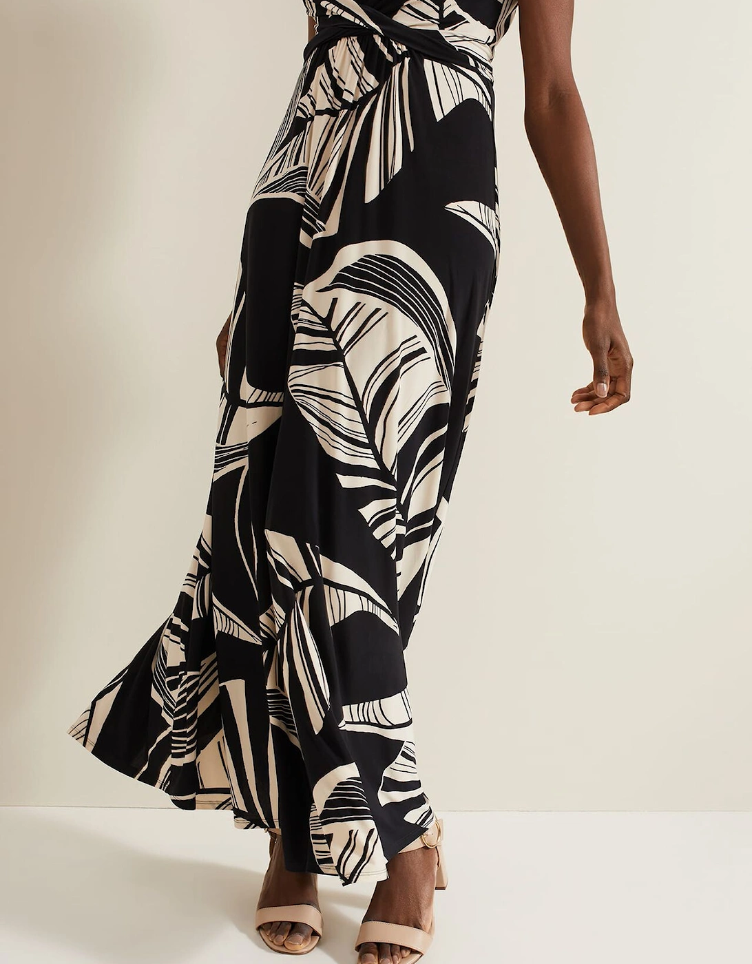 Artemis Abstract Maxi Dress