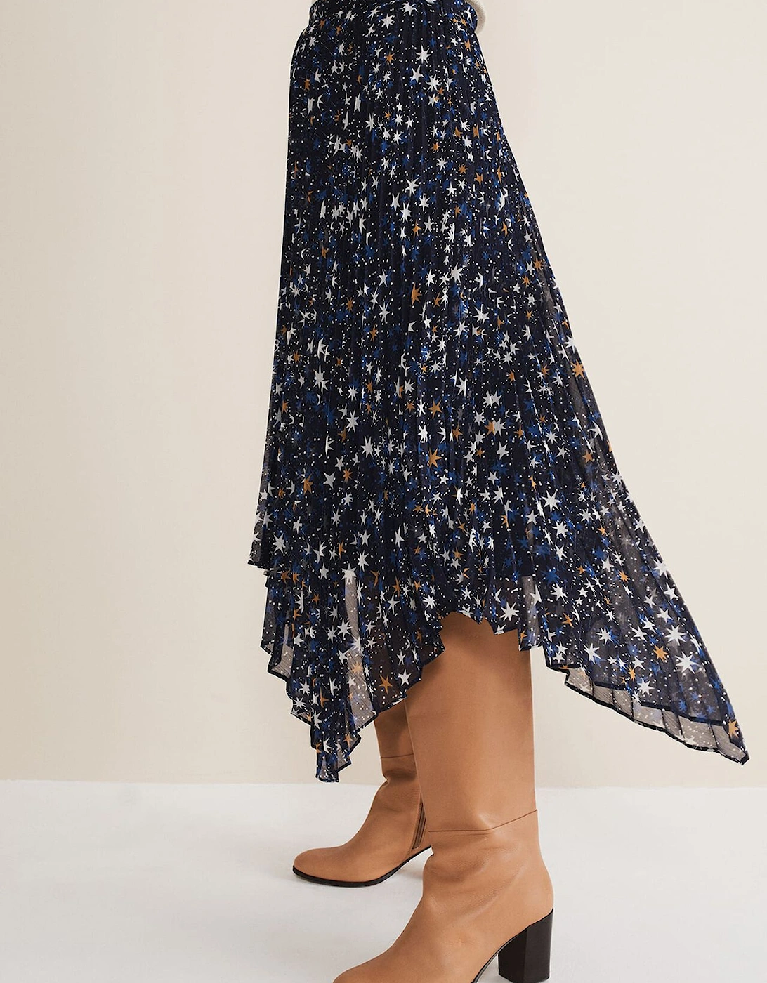 Zeba Star Pleated Midi Skirt