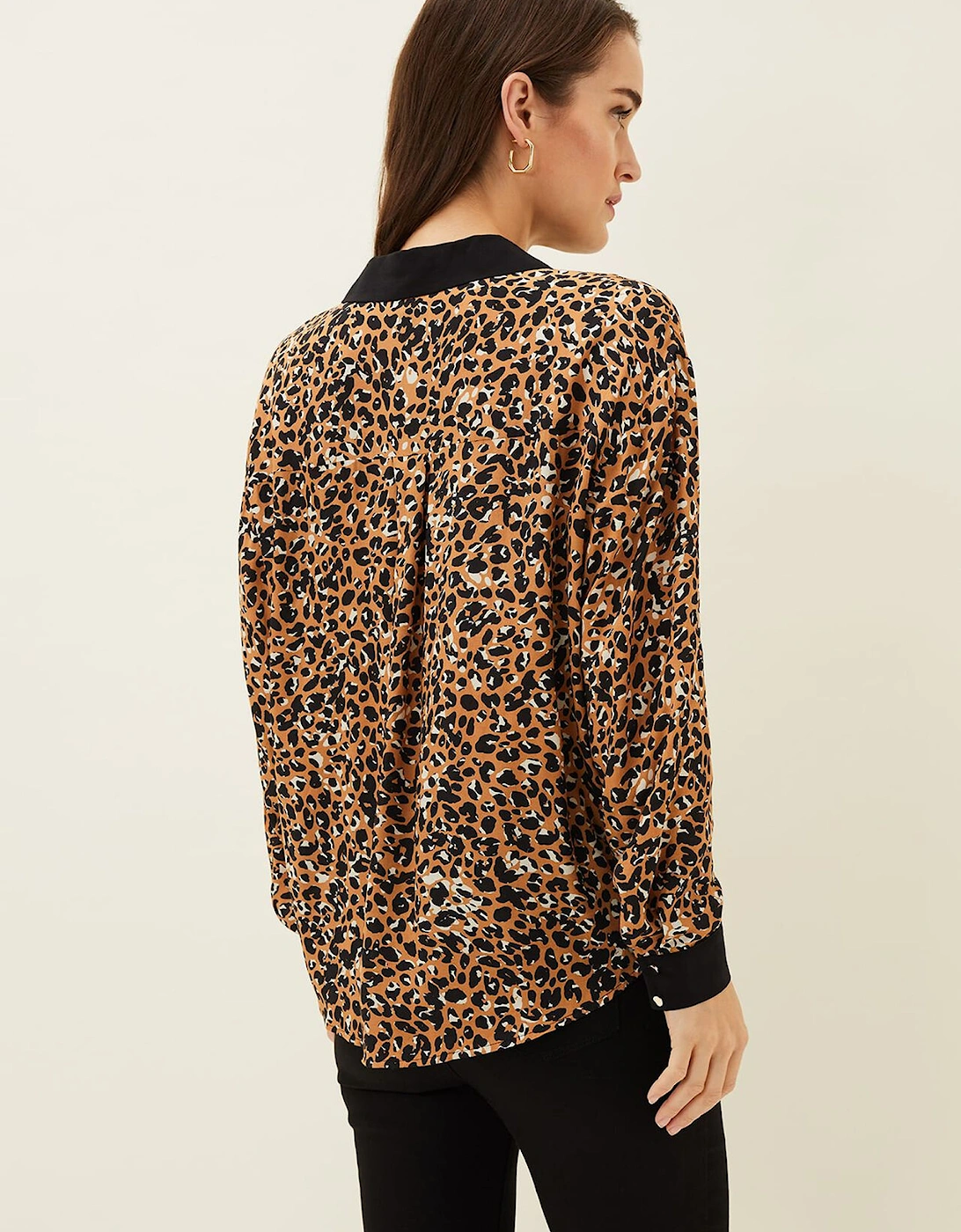 Kaelie Leopard Twist Front Blouse