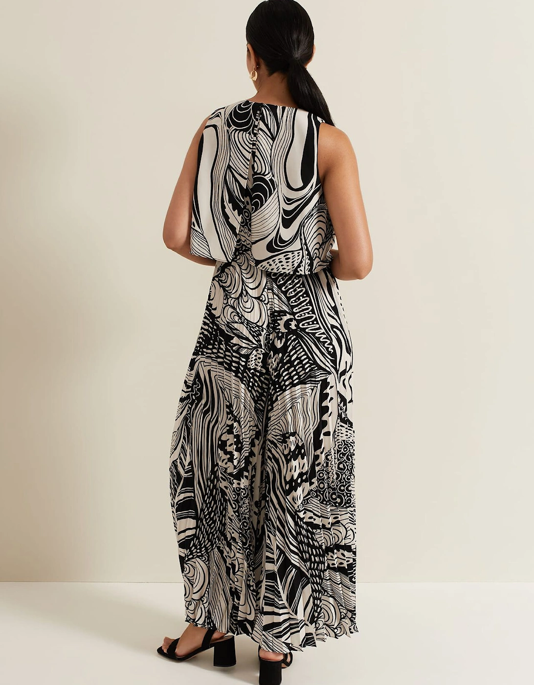 Petite Saskia Abstract Pleated Jumpsuit