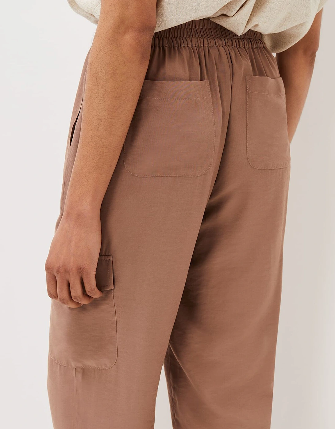 Rina Utility Jogger