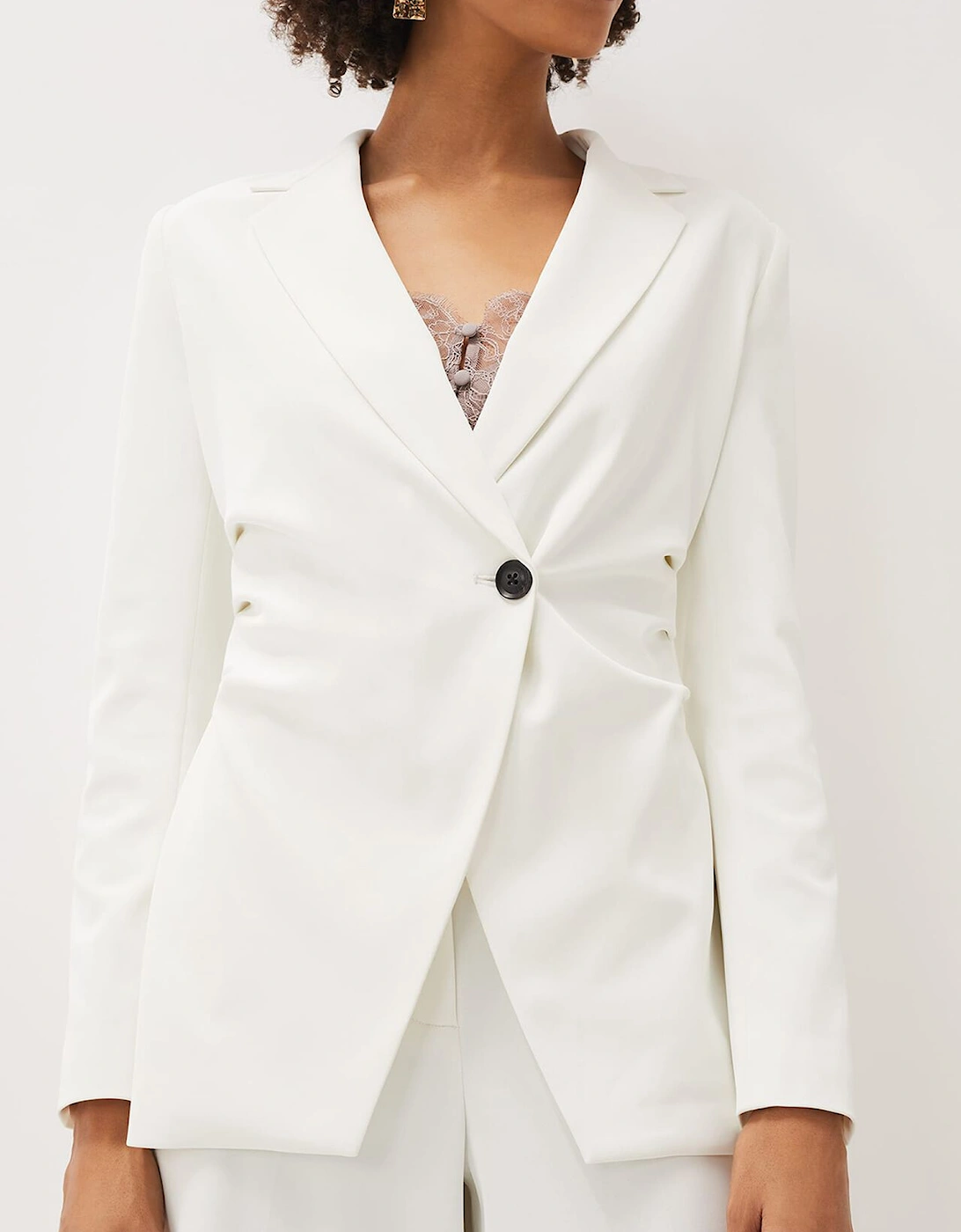 Solange White Blazer