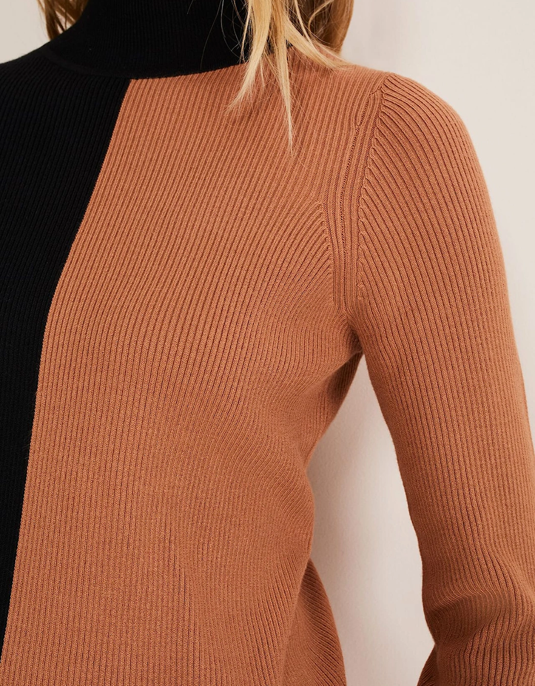 Eris Ribbed Colour Block Knit Tunic