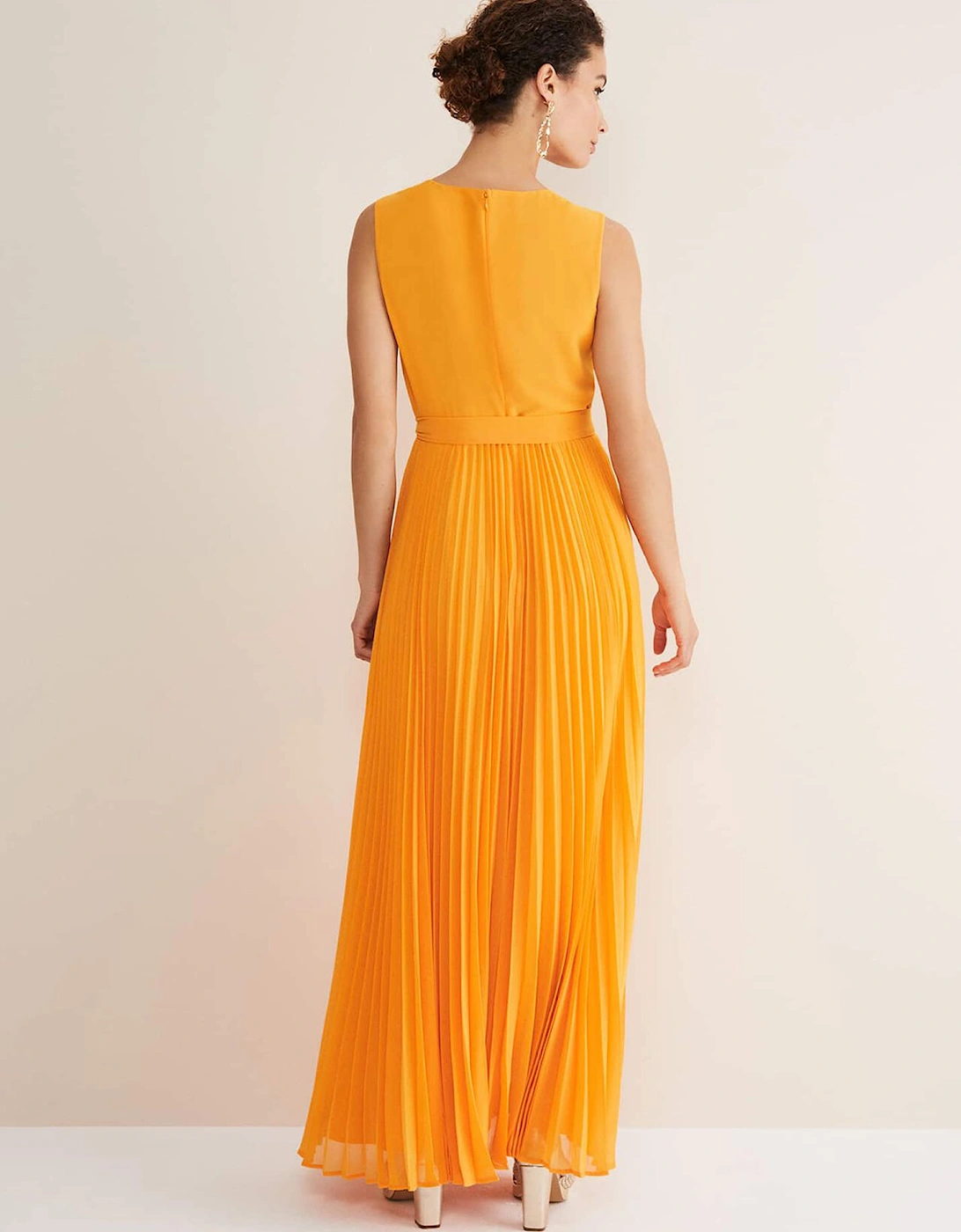 Mollie Pleat Maxi Dress