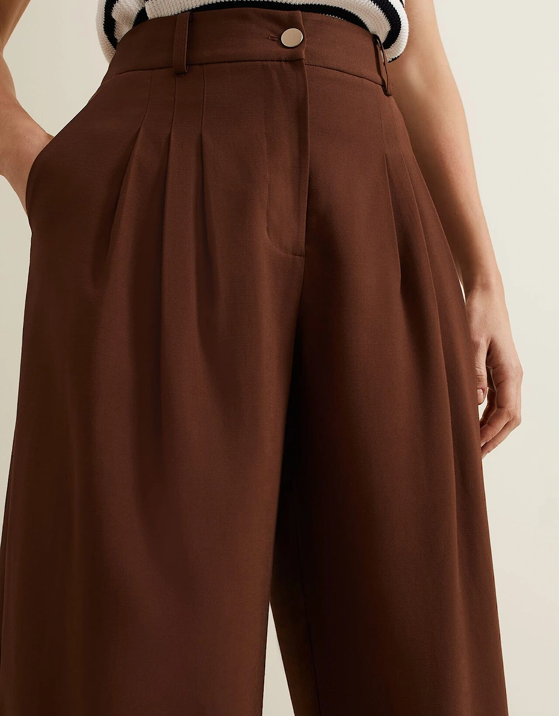 Indiyah Pleated Wide Leg Trousers