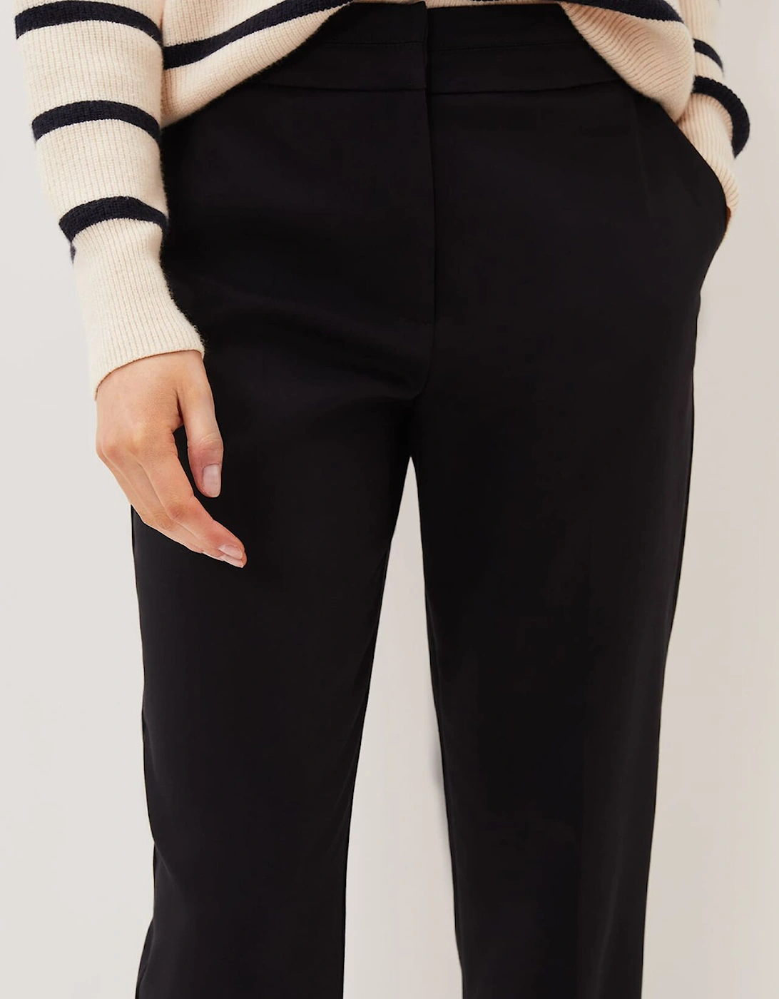 Julianna Cropped Trouser