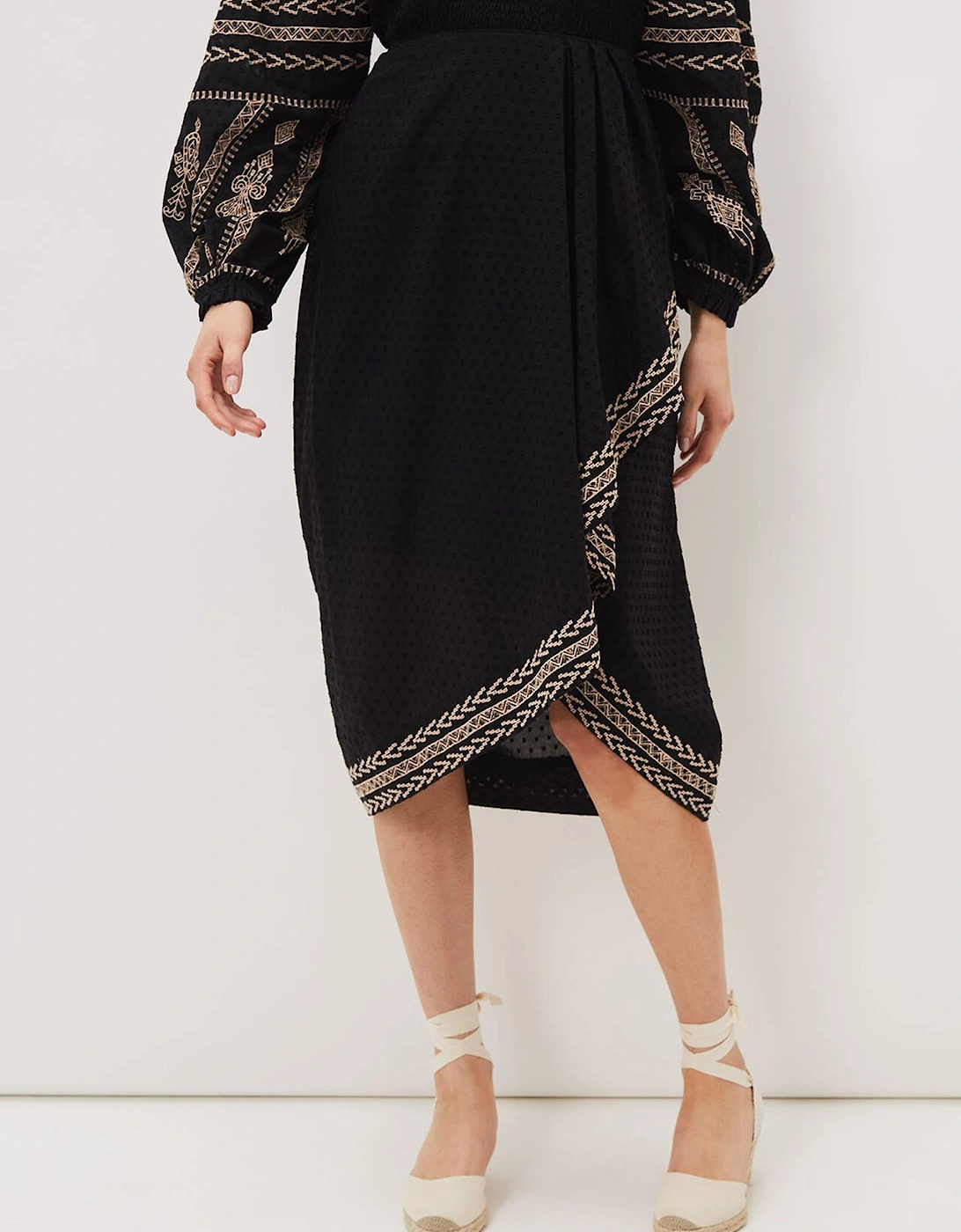 Debby Embroidered Maxi Skirt