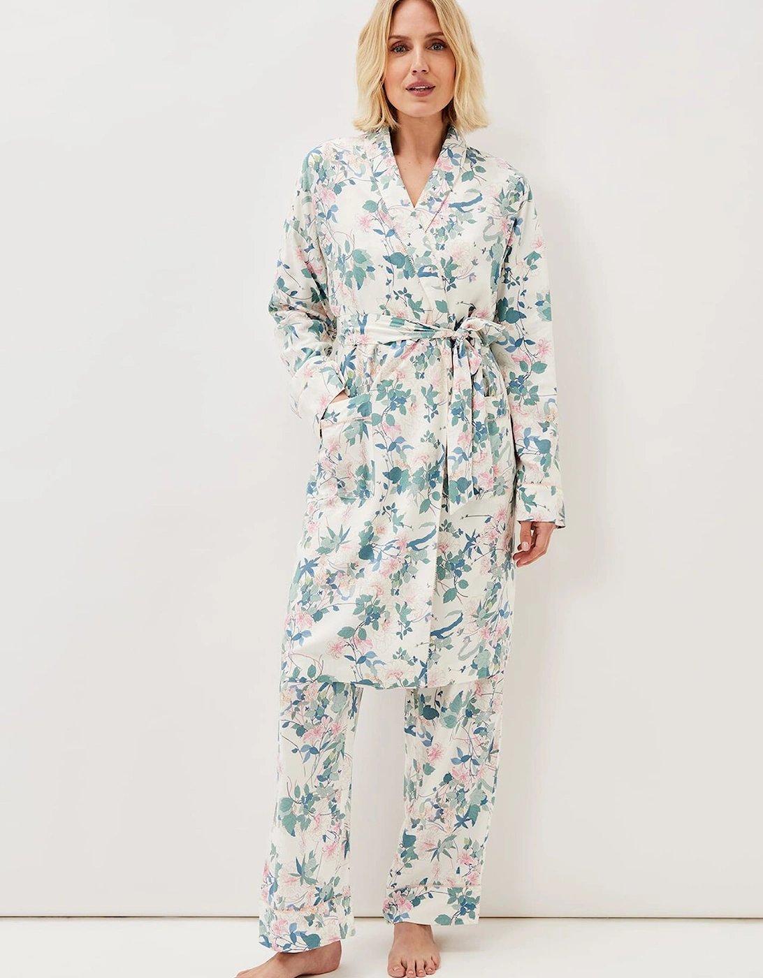 Avarie Chinoiserie Print Robe