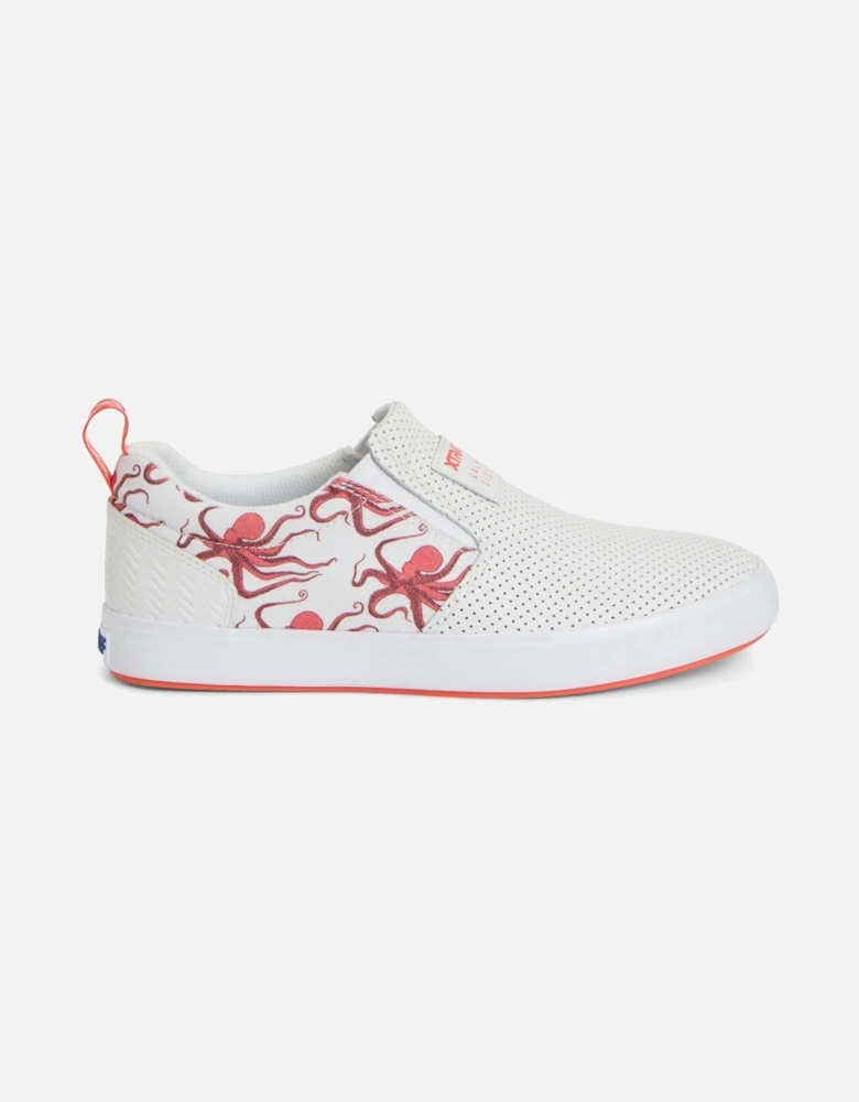 model Sharkbyte Canvas Deck Shoe Female in Cream