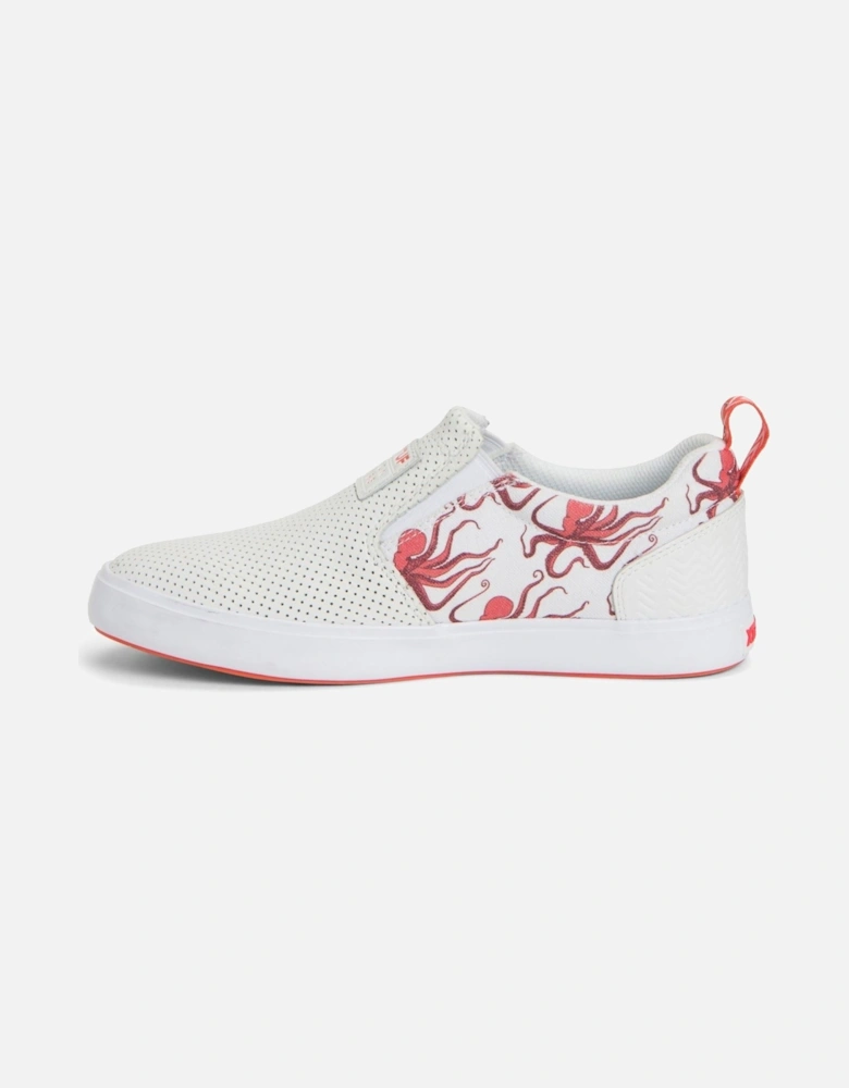 model Sharkbyte Canvas Deck Shoe Female in Cream