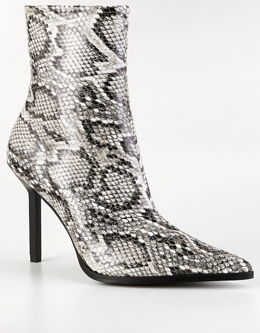 Elvio Ankle Boot - Snake Print