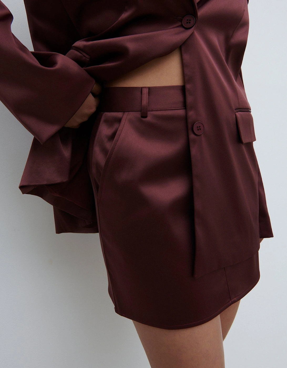 Beck Satin Tailored Mini Skirt - Wine