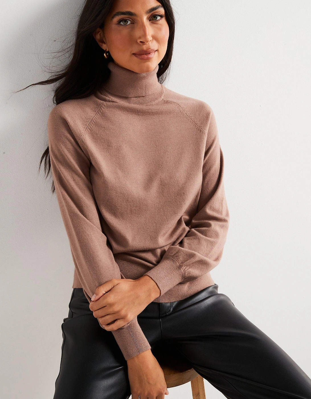 Roll Neck Relaxed Jumper - Brown