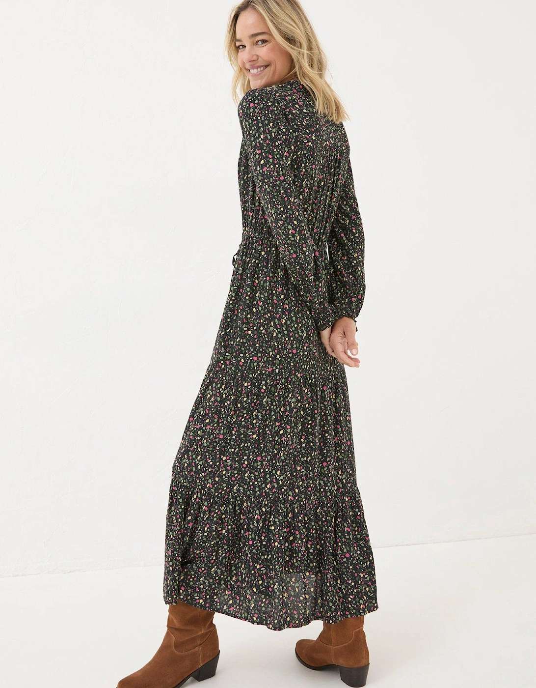 Dahlia Ditsy Marks Maxi Dress - Black