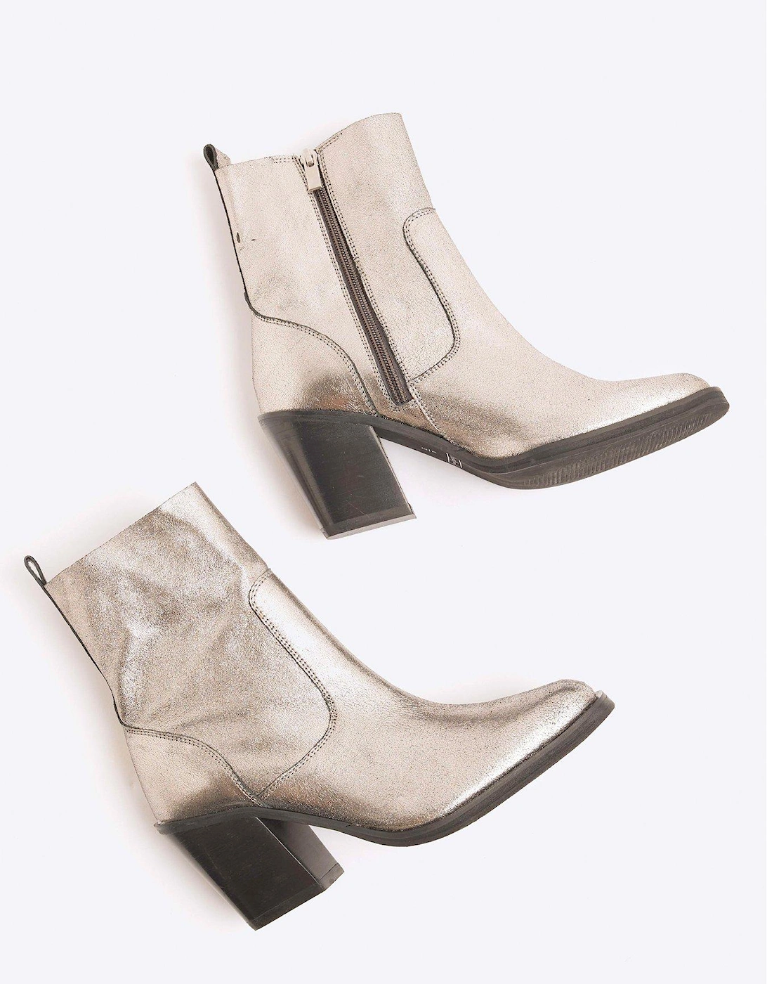 Leather Western Boot - Silver