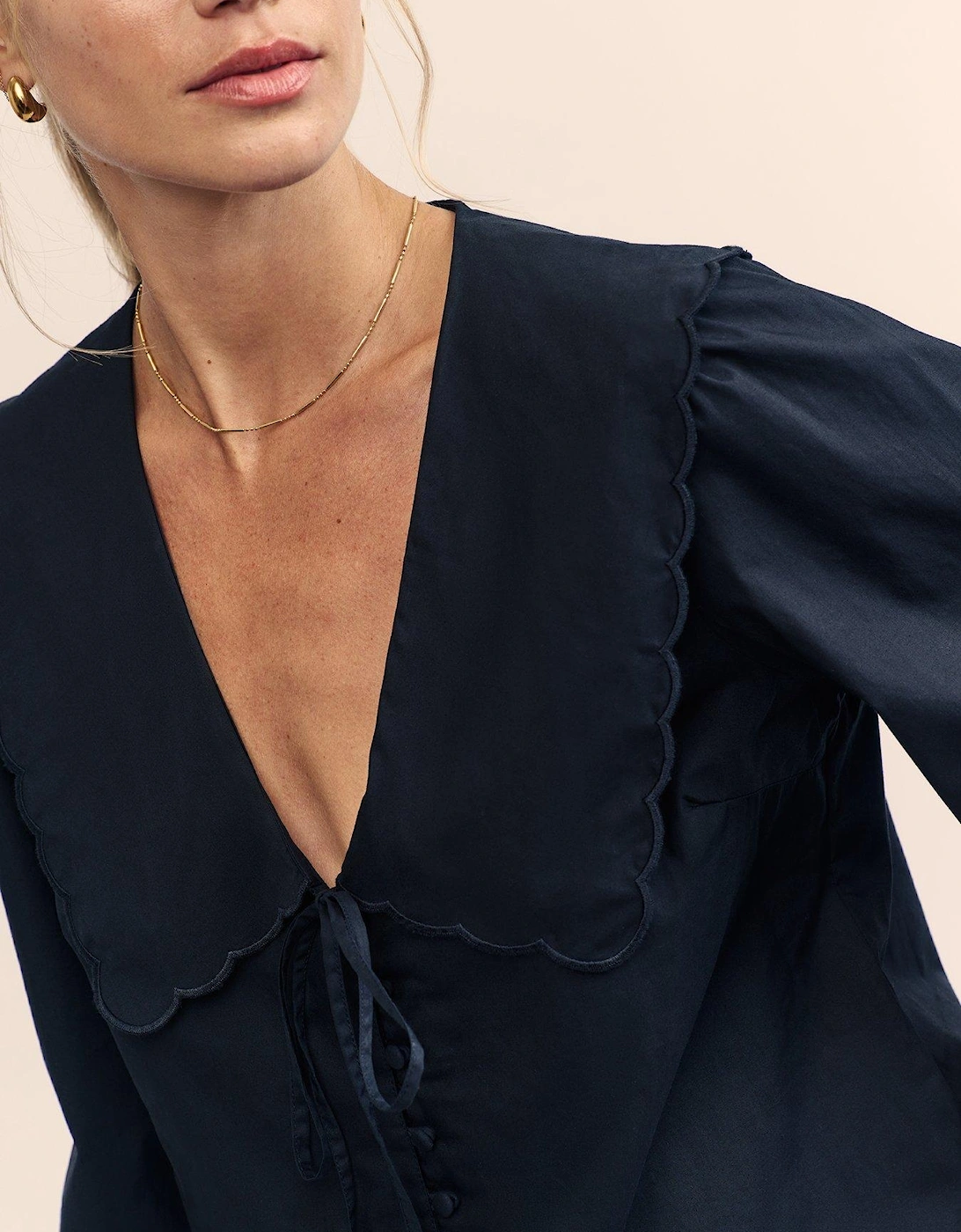 Collar Detail Long Sleeve Blouse - Black