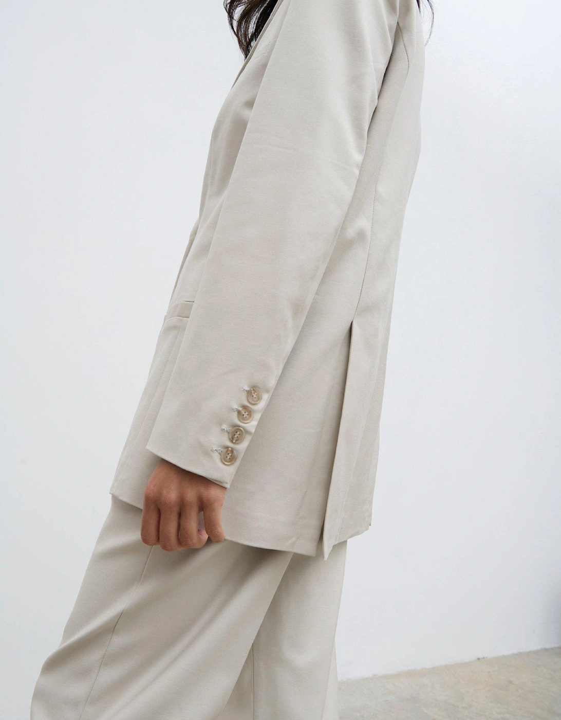 Brady Oversized Boxy Blazer - White