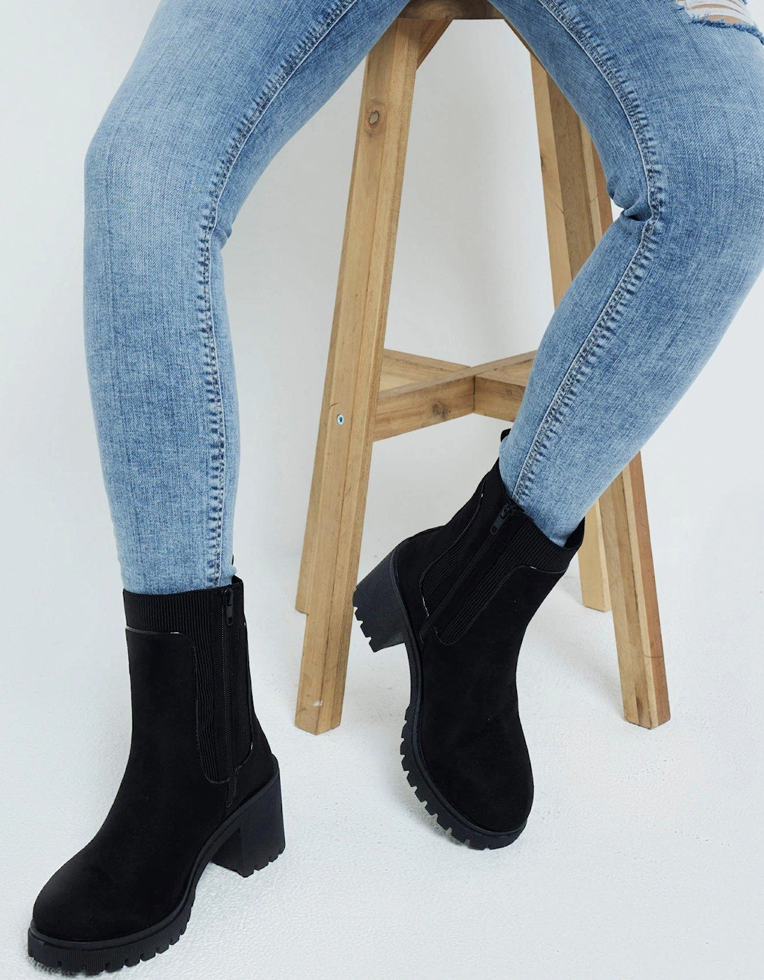 Chunky Block Heel Boot - Black