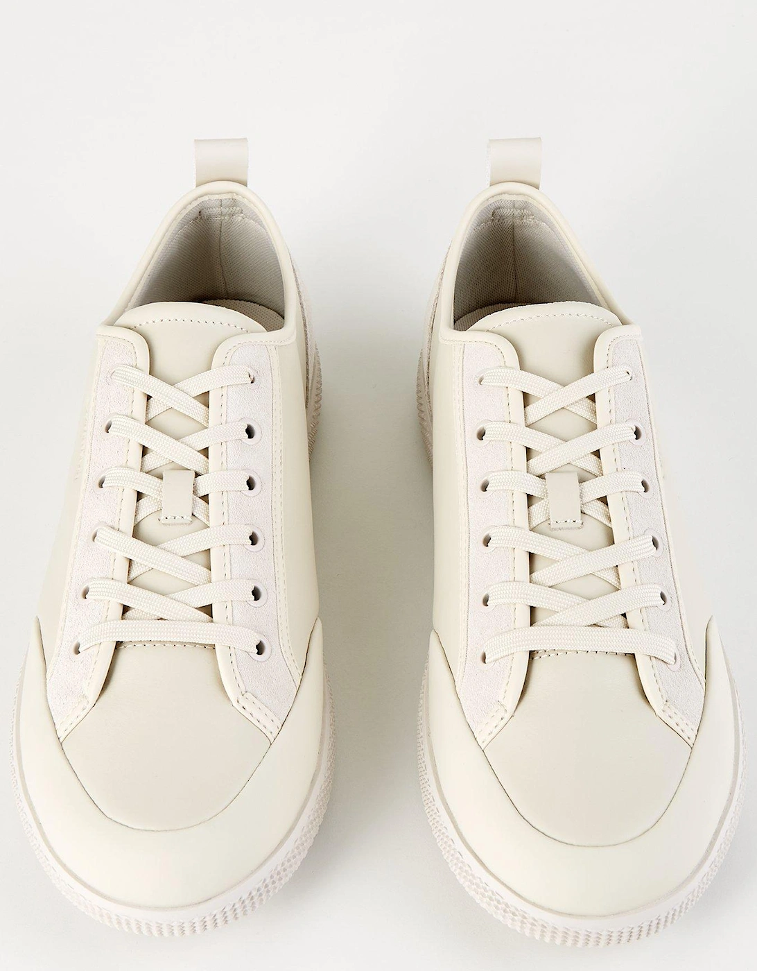 Low Top Patent Trim Lace Up Sneakers - Cream