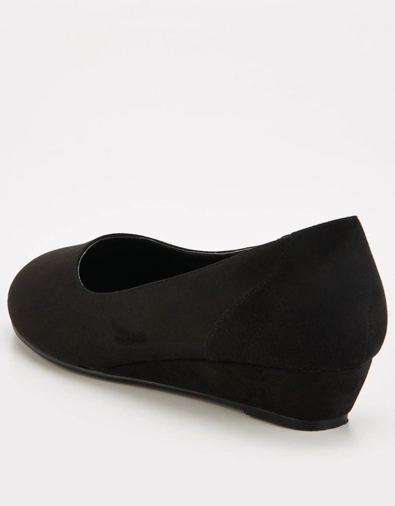 Wide Fit Comfort Wedge Court Shoe - Black