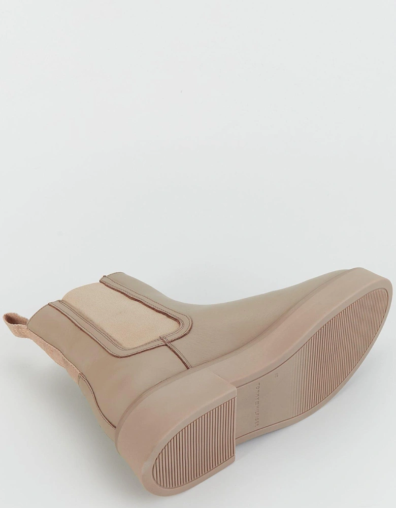 Leather Ankle Chelsea Boots - Beige