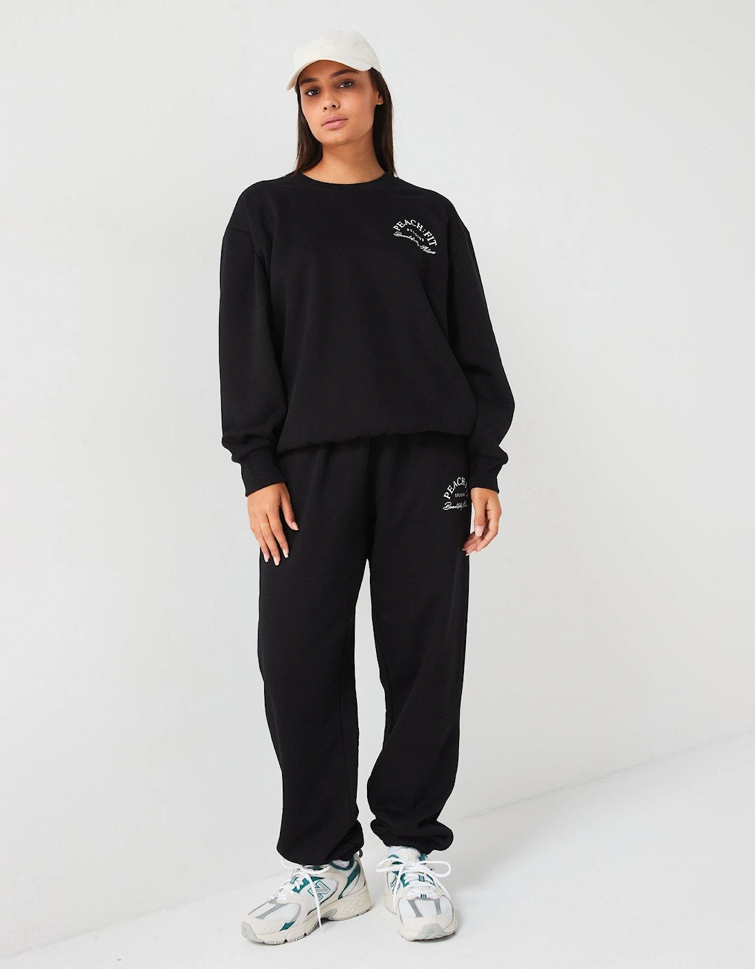 Womens Beautifully Active Oversized Sweatshirt - Black