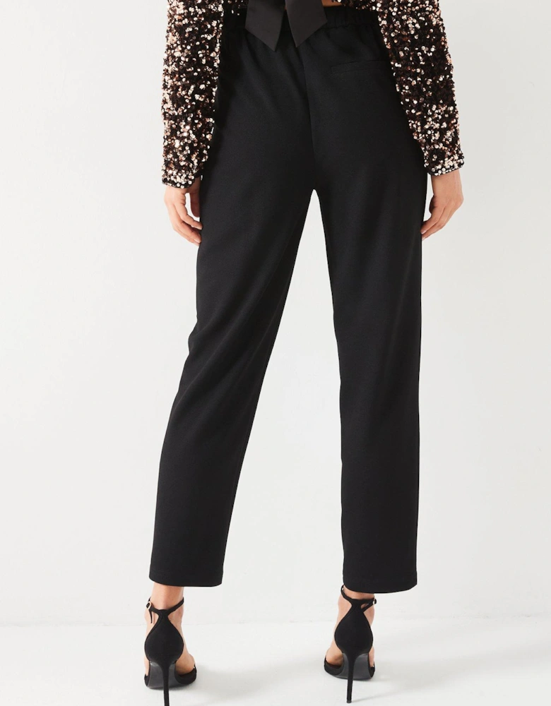 Pull On Smart Tapered Leg Trouser - Black