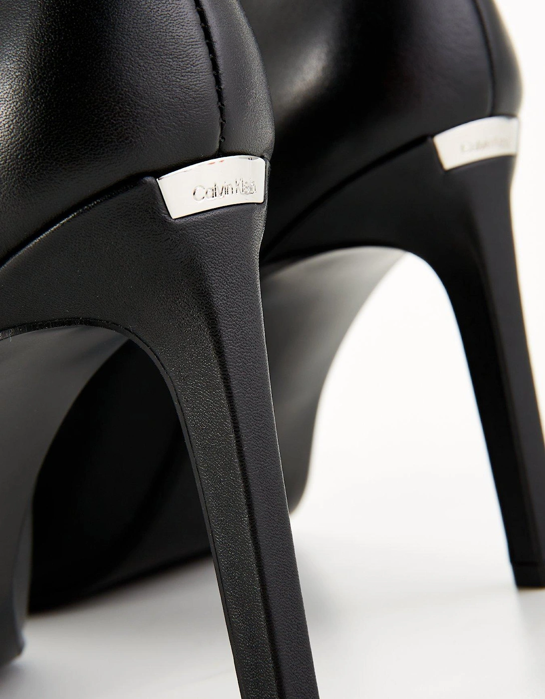 Leather Heel Pump - Black