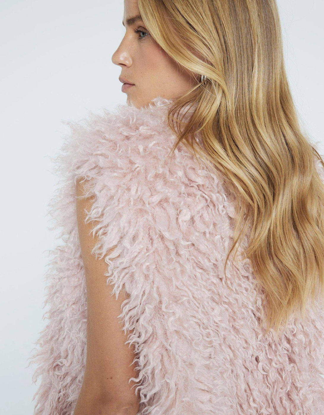 Faux Fur Long Shabby Gilet - Light Pink