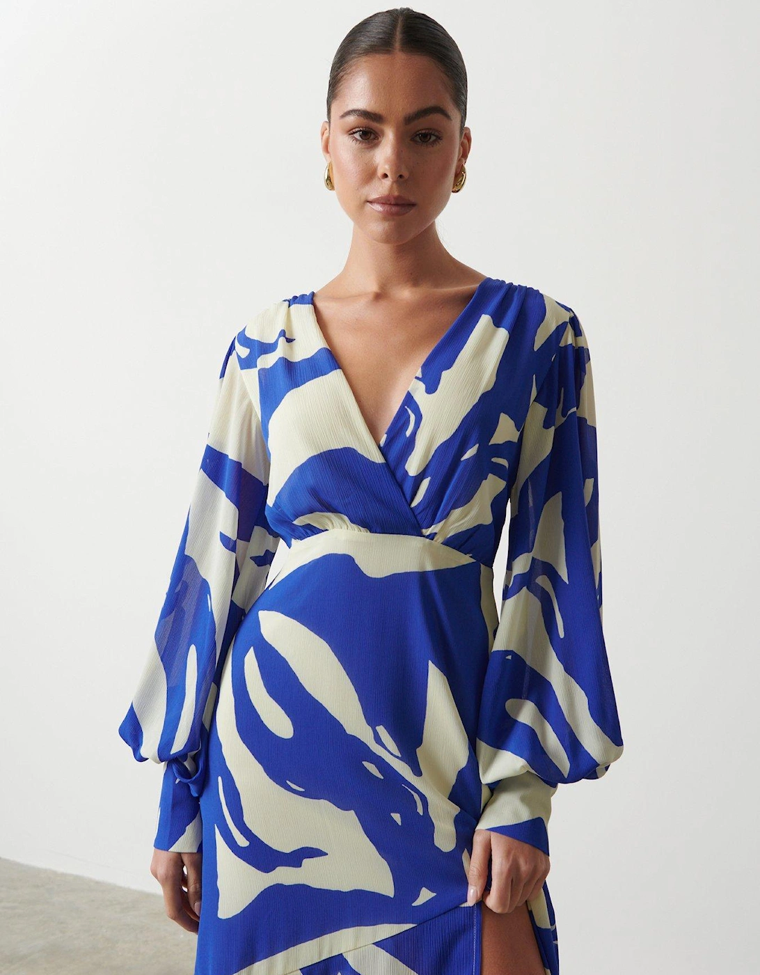 Lilianna Backless Balloon Sleeve Printed Dress - Abstract - Blue