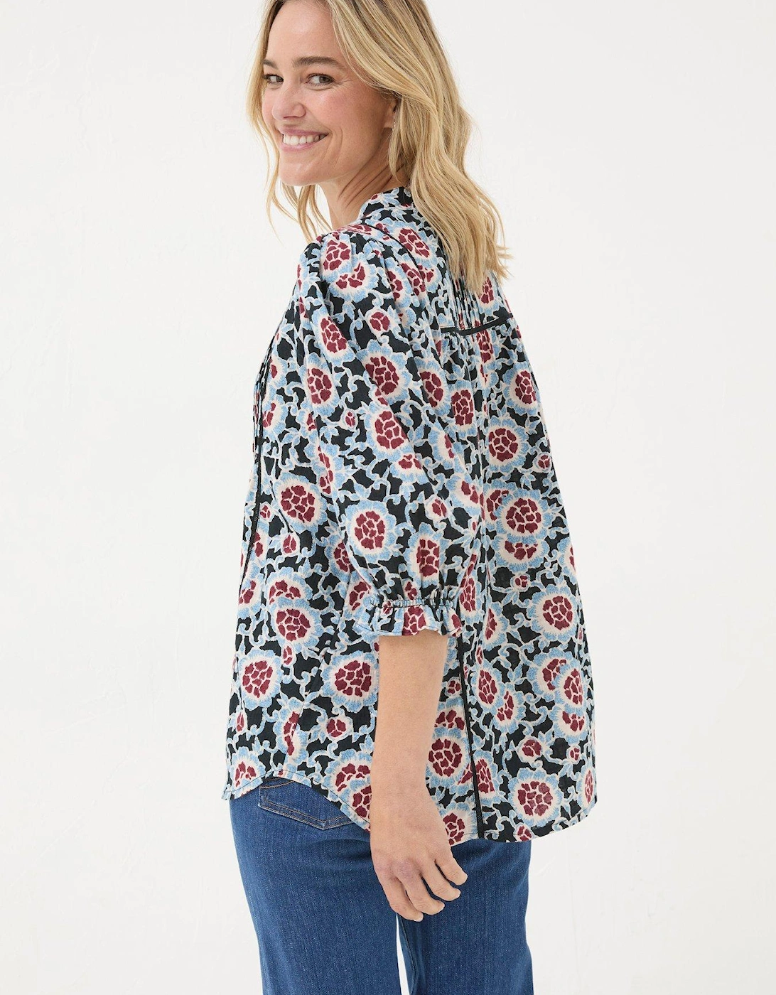 Elody Wild Floral Blouse - Black