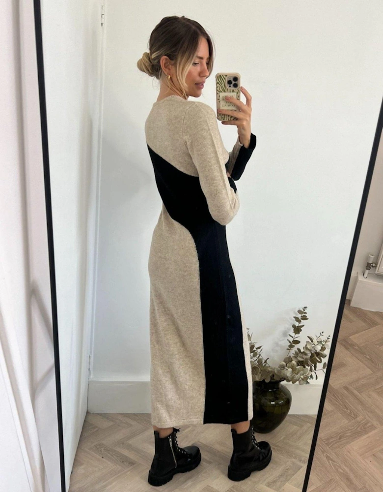 Brynn Colour Block Knitted Midi Dress - Black/Stone