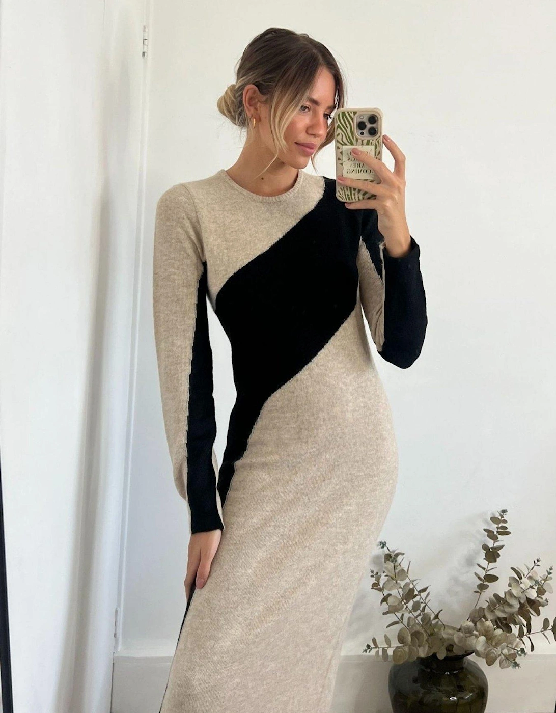 Brynn Colour Block Knitted Midi Dress - Black/Stone