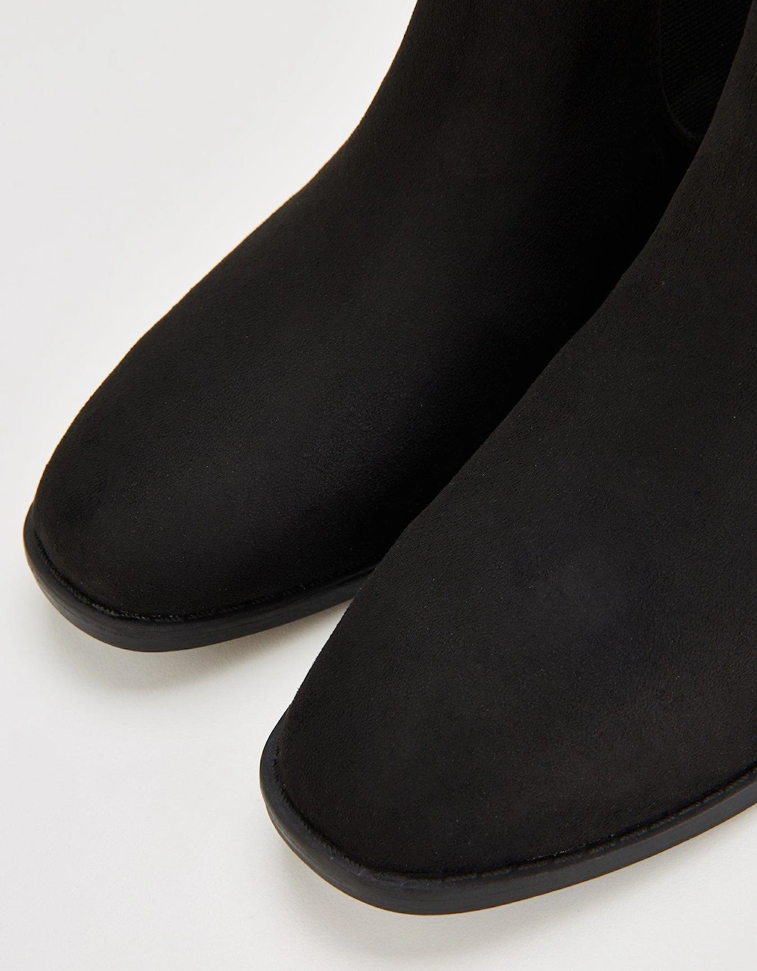 Chelsea Ankle Boot - Black