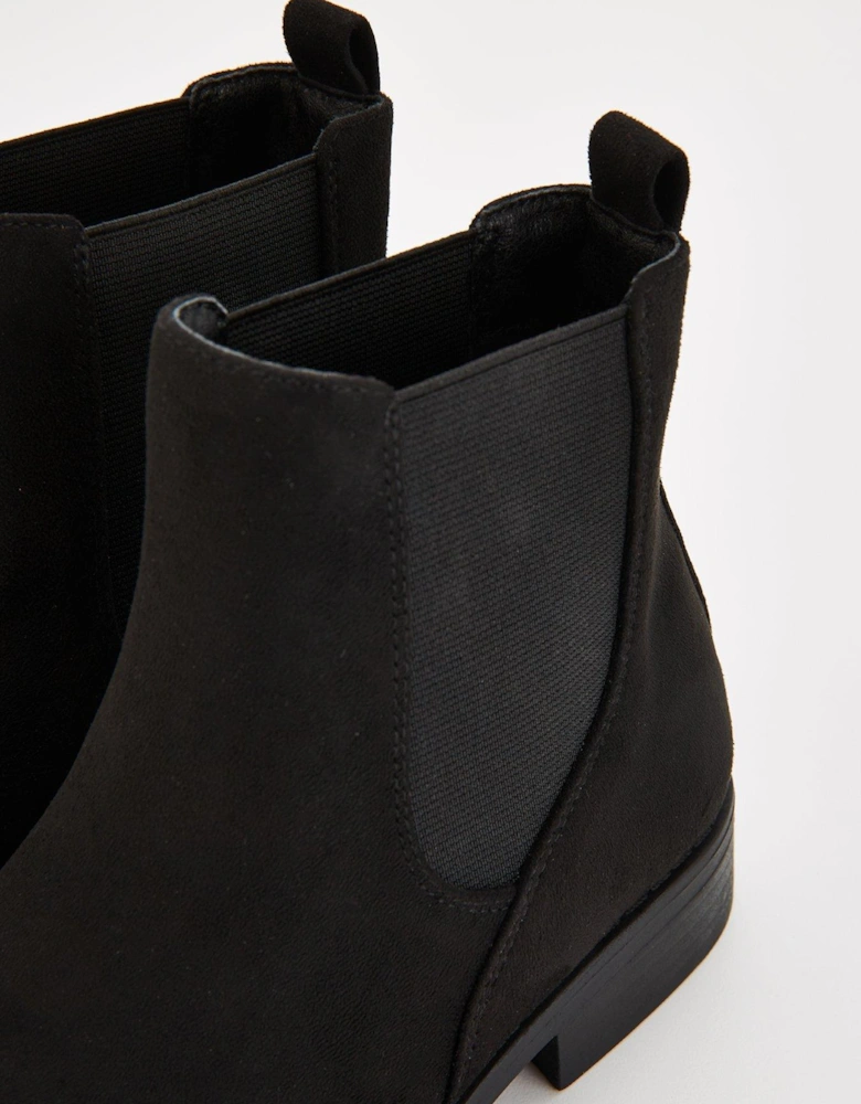 Chelsea Ankle Boot - Black