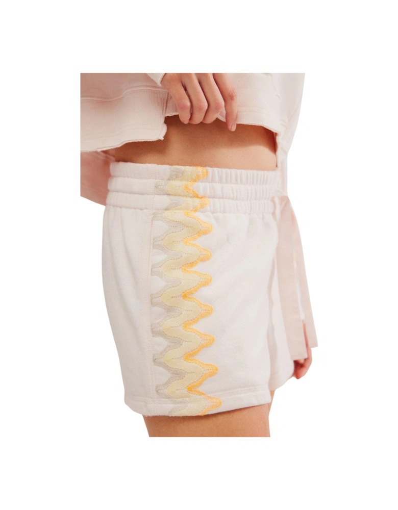 Women's Movement Feeling Wavy Shorts - Cream