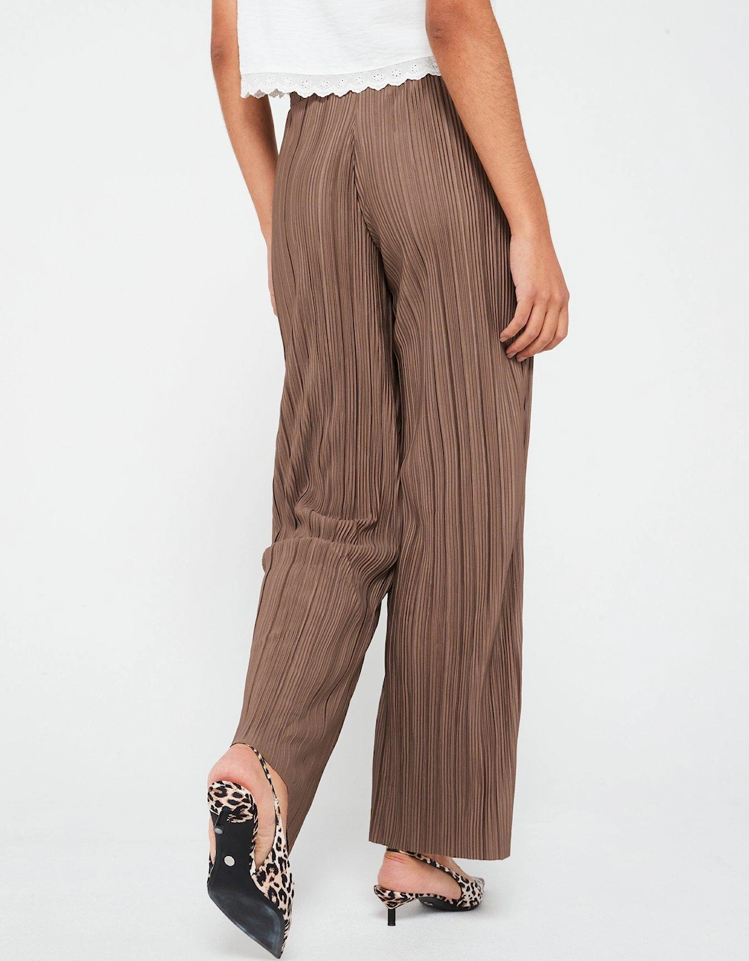 Bravo Pleat Jersey Pant - - Brown