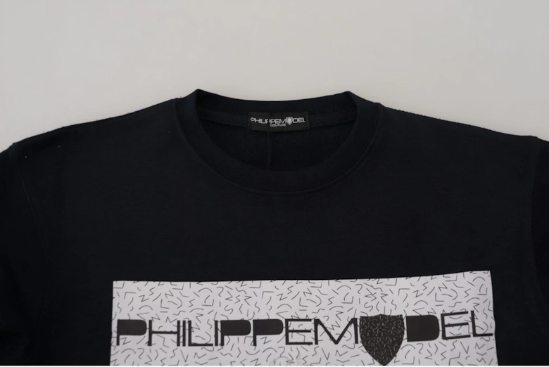 Graphic Print Sweatshirt Women - Black Sweaters