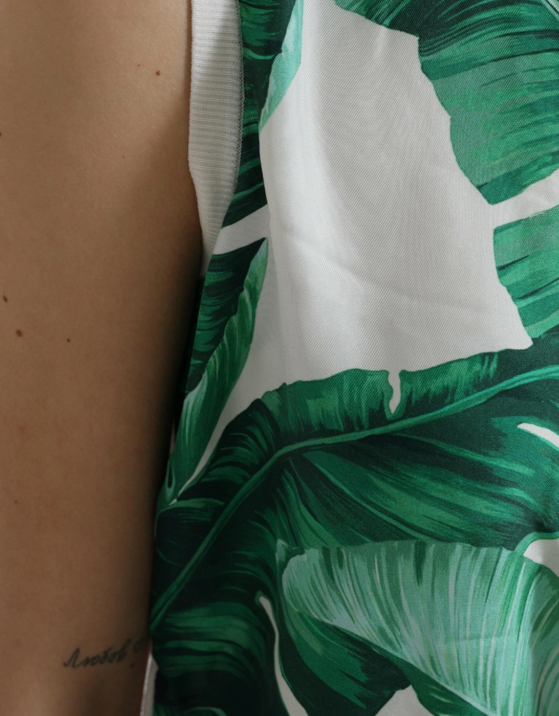Silk Banana Leaf Print Tank Top Women - White T-Shirts