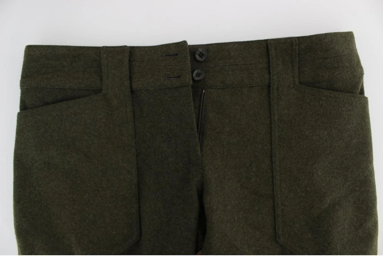 Cargo Pants Model Women - Green Jeans
